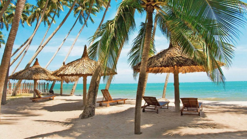 Majestic Vietnam with Beach Vacation 17 days